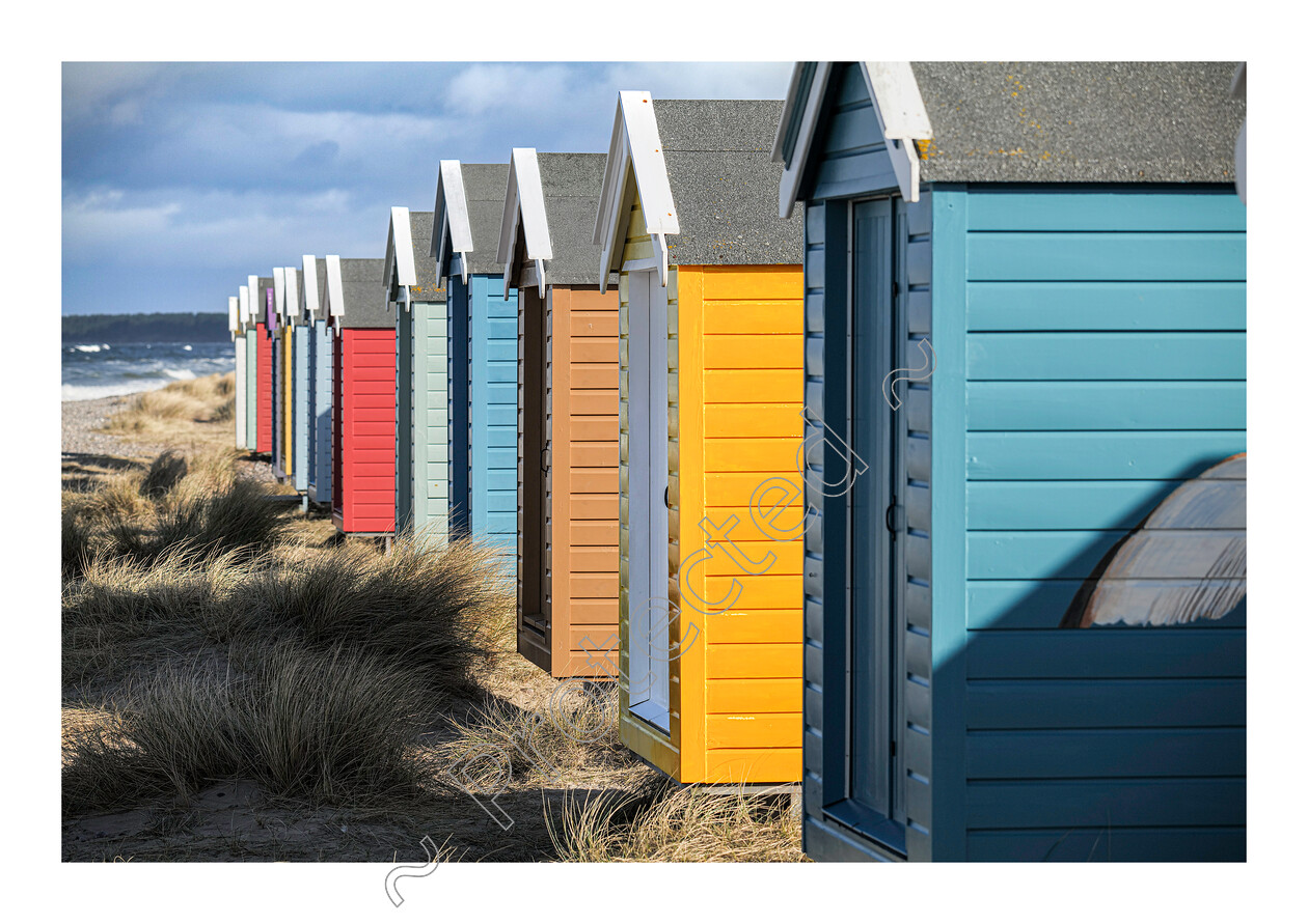 beachhts 
 Beach Huts Findhorn, Moray 
 Keywords: Colourful Beach Huts, Findhorn Moray, Scotland